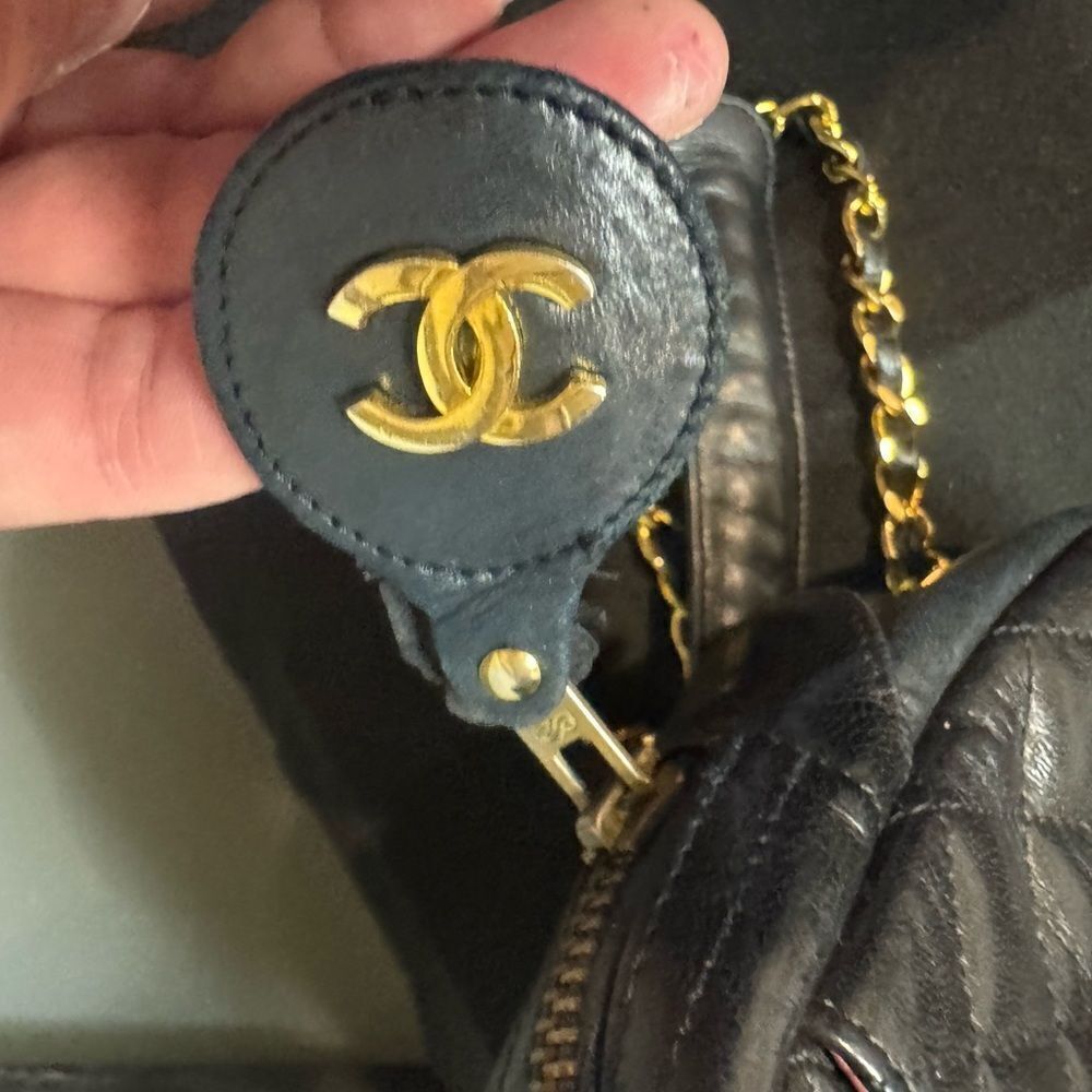 Vintage CHANEL Double Chain Matelasse Quilted Bag - Picture 7 of 16